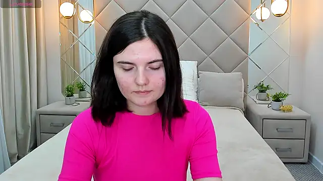 CharlotteMitchell online show from February 8, 7:59 am