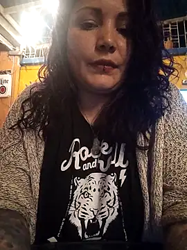 Miss Amelie online show from March 12, 2:30 am