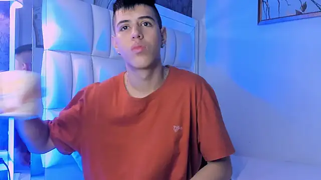 Snapshot of Angel_Khouri chatting on January 30, 8:42 pm Angel Khouri online show from January 30, 8:42 pm