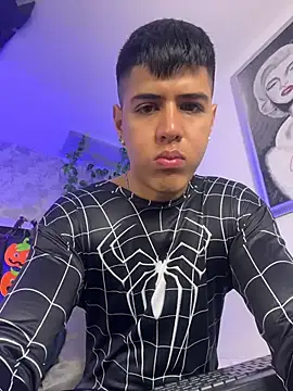 Snapshot of Angel_Khouri chatting on October 28, 3:54 am Angel Khouri online show from October 28, 3:54 am