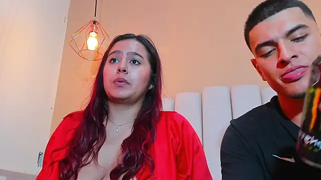 DAVID VICTORIAA online show from February 7, 5:07 pm