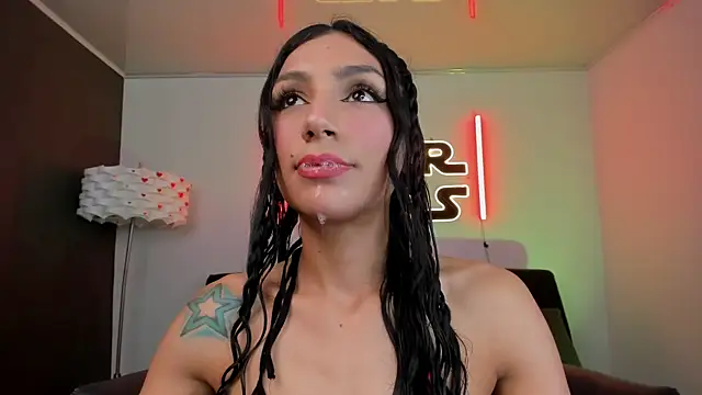 miss   evangeline online show from December 19, 2:18 am