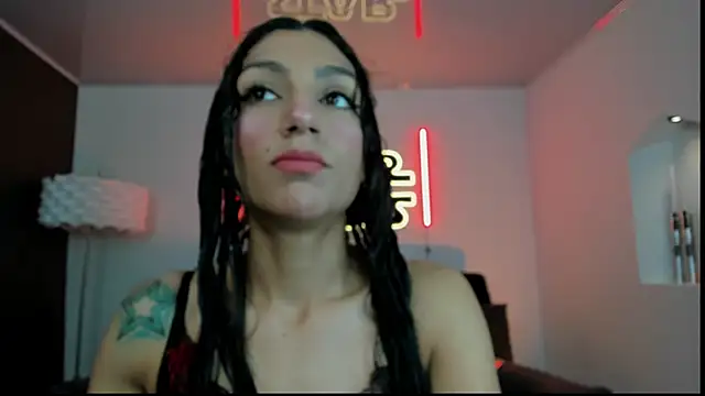 miss   evangeline online show from January 8, 2:03 am