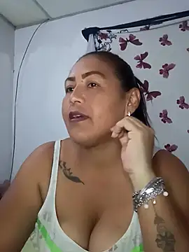 Snapshot of Abigail_BigTits chatting on March 22, 1:54 am Abigail BigTits online show from March 22, 1:54 am