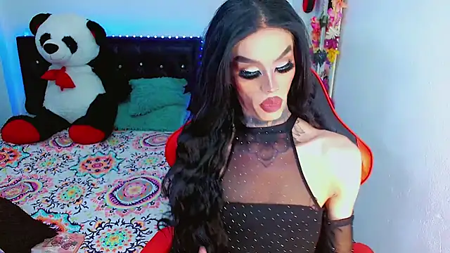 Snapshot of Alextwink chatting on October 9, 6:39 pm Alextwink online show from October 9, 6:39 pm