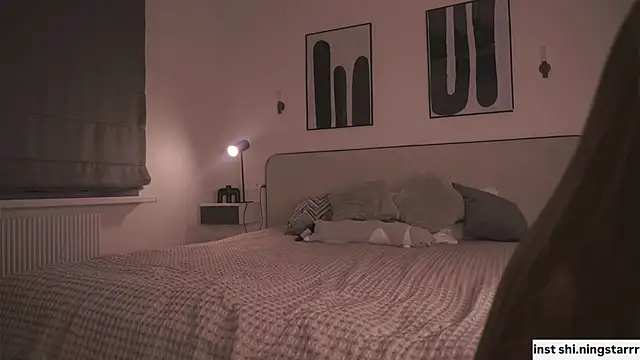 Snapshot of alittlestarrr chatting on January 12, 1:48 pm alittlestarrr online show from January 12, 1:48 pm