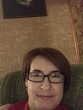Snapshot of Prolisok473 chatting on February 8, 2:27 pm Prolisok473 online show from February 8, 2:27 pm