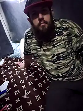 Snapshot of StruggleSnuggles chatting on February 26, 4:03 am StruggleSnuggles online show from February 26, 4:03 am