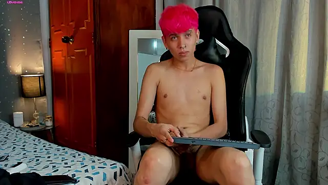 Snapshot of Brian-Ausslos chatting on February 22, 10:51 am Brian-Ausslos online show from February 22, 10:51 am