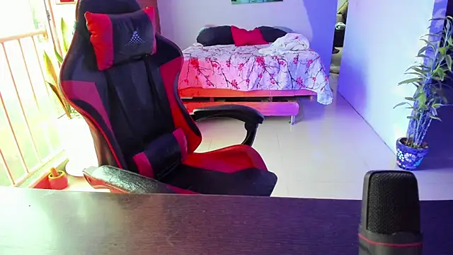 Adam Valenciia online show from October 23, 7:01 pm