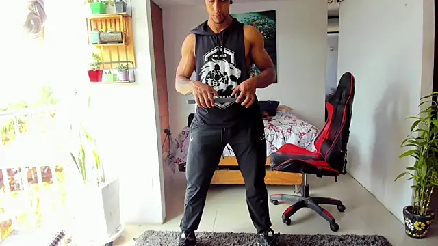 Adam Valenciia online show from October 27, 7:40 pm