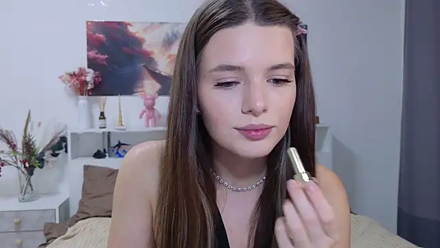 Nellie Medina online show from October 28, 8:11 pm