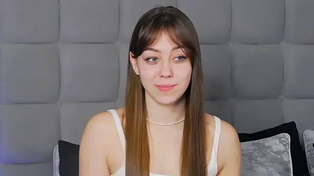 Snapshot of TheEmma chatting on March 20, 6:20 pm TheEmma online show from March 20, 6:20 pm