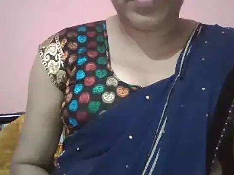 Snapshot of Hot-shanvi chatting on March 15, 8:26 am Hot-shanvi online show from March 15, 8:26 am