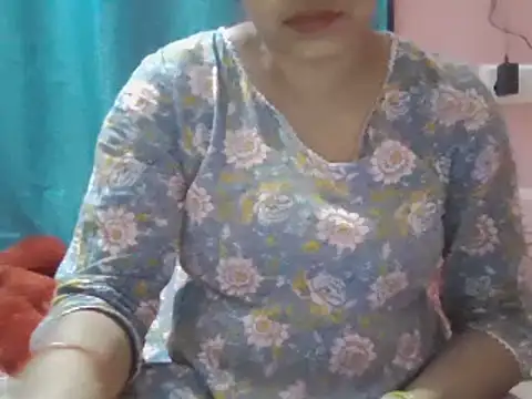 Snapshot of Hot-shanvi chatting on March 20, 9:35 pm Hot-shanvi online show from March 20, 9:35 pm