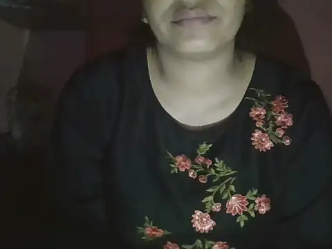 Snapshot of Hot-shanvi chatting on October 26, 12:38 am Hot-shanvi online show from October 26, 12:38 am