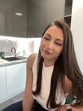 Snapshot of claraxjoyy chatting on March 13, 7:42 am claraxjoyy online show from March 13, 7:42 am