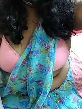 Snapshot of Rathi22 chatting on November 24, 2:06 pm Rathi22 online show from November 24, 2:06 pm