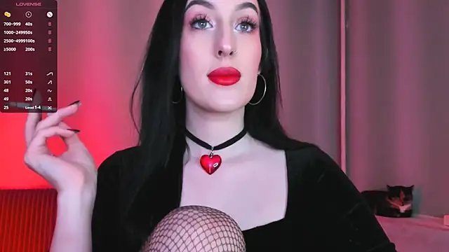 Snapshot of Miss_Alice__ chatting on January 25, 11:11 pm Miss Alice online show from January 25, 11:11 pm