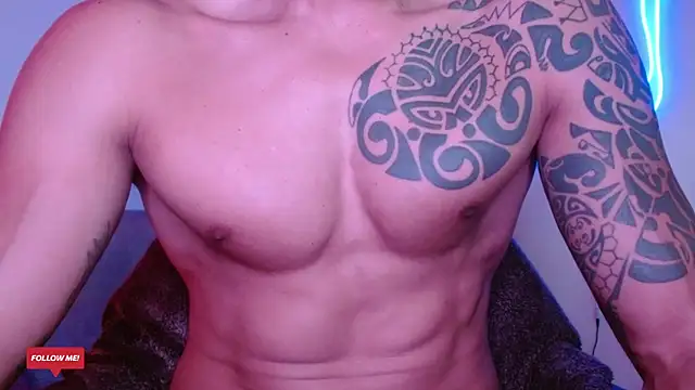 Snapshot of Joylopez_fit chatting on February 16, 4:32 pm Joylopez fit online show from February 16, 4:32 pm