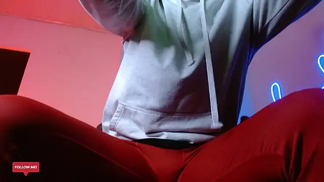 Snapshot of Joylopez_fit chatting on February 21, 12:39 pm Joylopez fit online show from February 21, 12:39 pm