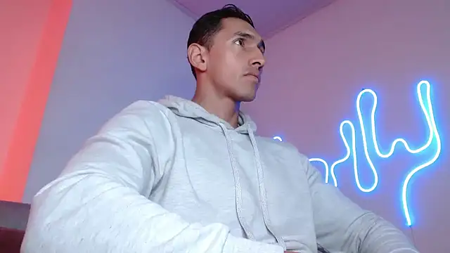 Snapshot of Joylopez_fit chatting on February 24, 2:04 pm Joylopez fit online show from February 24, 2:04 pm