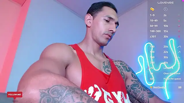 Snapshot of Joylopez_fit chatting on March 1, 1:40 pm Joylopez fit online show from March 1, 1:40 pm