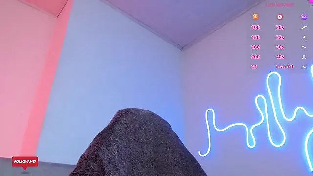 Snapshot of Joylopez_fit chatting on March 5, 2:23 pm Joylopez fit online show from March 5, 2:23 pm