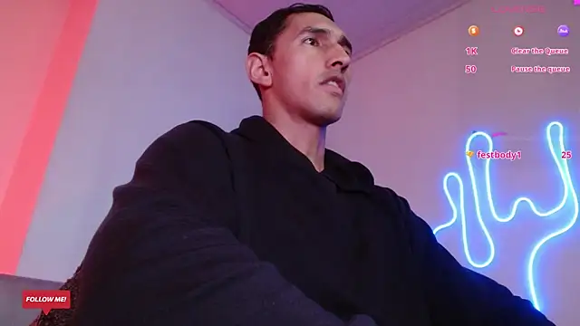 Snapshot of Joylopez_fit chatting on March 12, 2:12 pm Joylopez fit online show from March 12, 2:12 pm