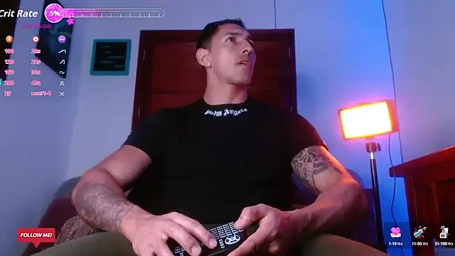 Snapshot of Joylopez_fit chatting on October 14, 12:50 pm Joylopez fit online show from October 14, 12:50 pm