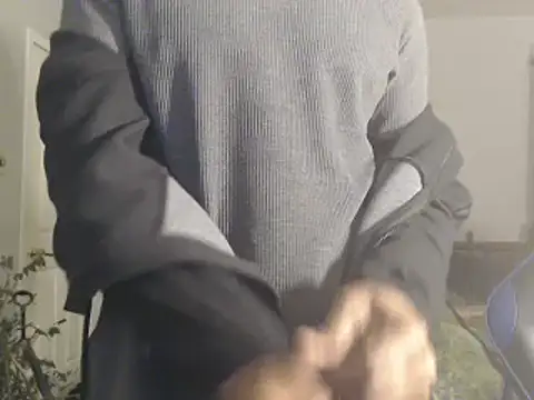 Snapshot of dominatingblacklove chatting on January 31, 11:24 am dominatingblacklove online show from January 31, 11:24 am