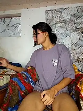 Snapshot of Enna_Zarza_ chatting on September 15, 6:02 am Enna Zarza  online show from September 15, 6:02 am