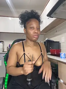 Thando04 online show from September 11, 4:40 pm