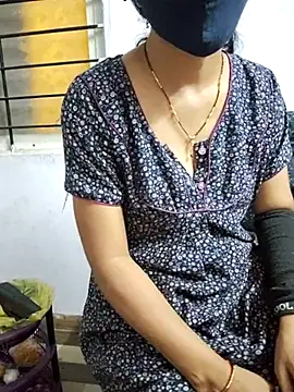 lovelygirl4567 online show from February 16, 4:10 pm