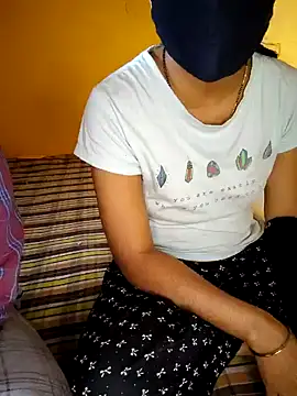 lovelygirl4567 online show from March 2, 5:33 am