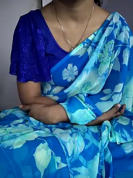 lovelygirl4567 online show from February 13, 4:52 am