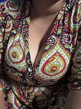 Lovely-Shivani online show from February 7, 6:11 pm