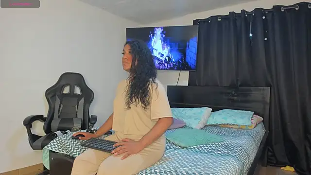 madisonbrunette online show from October 15, 10:54 pm