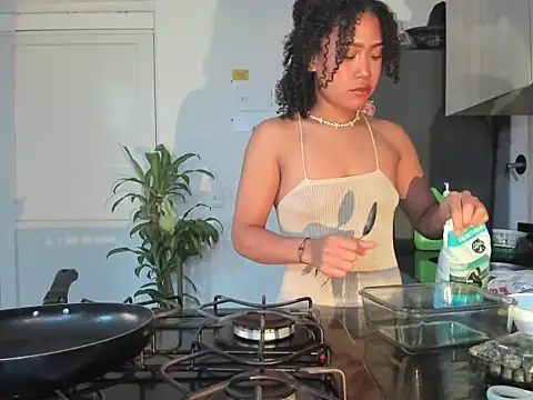 bronwgirl69 online show from October 16, 2:34 am