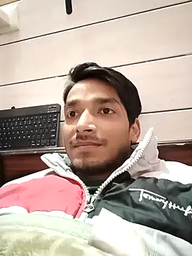 Tarun 0026 online show from February 10, 1:33 pm