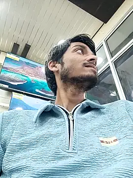 Tarun 0026 online show from March 8, 12:30 pm