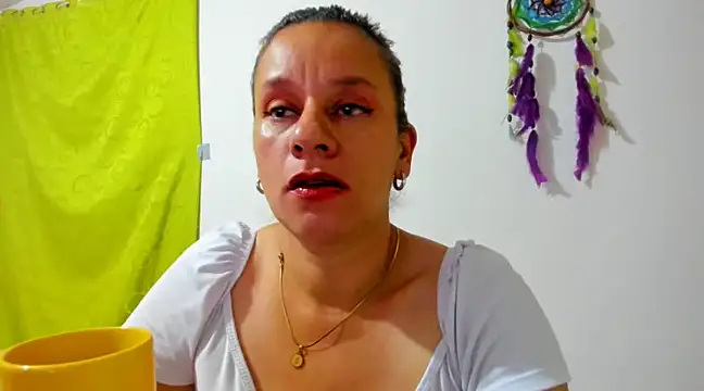 Snapshot of sofi_saliva2511 chatting on January 23, 10:01 am sofi saliva2511 online show from January 23, 10:01 am