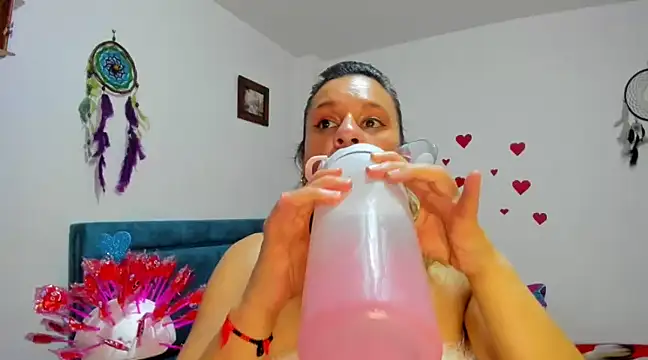 Snapshot of sofi_saliva2511 chatting on February 14, 5:36 pm sofi saliva2511 online show from February 14, 5:36 pm