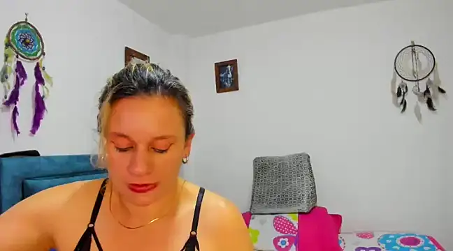 Snapshot of sofi_saliva2511 chatting on March 6, 6:16 pm sofi saliva2511 online show from March 6, 6:16 pm
