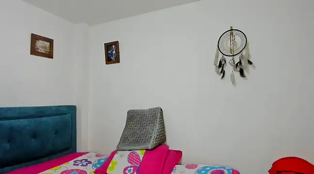 Snapshot of sofi_saliva2511 chatting on March 6, 9:20 pm sofi saliva2511 online show from March 6, 9:20 pm