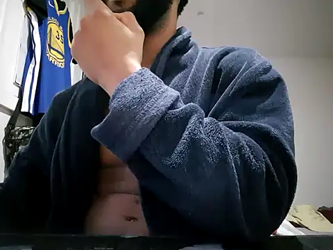 Snapshot of kevi_cocks chatting on December 31, 3:34 am kevi cocks online show from December 31, 3:34 am