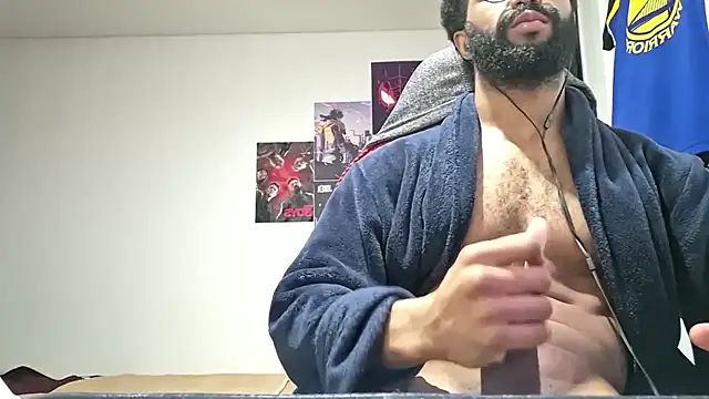 Snapshot of kevi_cocks chatting on January 4, 8:06 am kevi cocks online show from January 4, 8:06 am