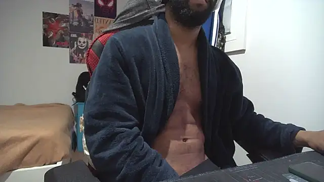 Snapshot of kevi_cocks chatting on January 21, 12:36 am kevi cocks online show from January 21, 12:36 am