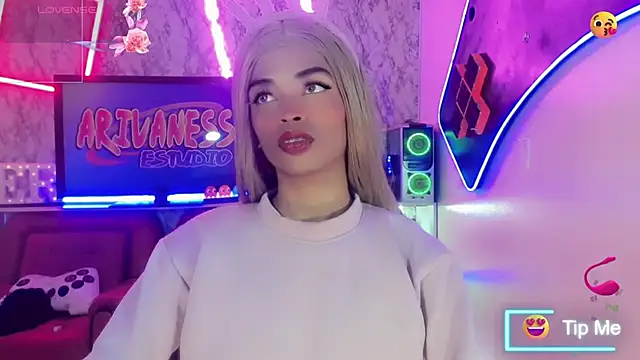 Gisele fox online show from February 25, 10:29 pm