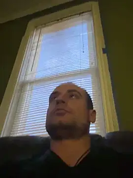 Snapshot of Golden_Alex chatting on December 31, 12:15 pm Golden Alex online show from December 31, 12:15 pm